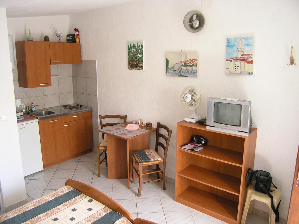 Apartmani Plach Krk Town Exterior photo