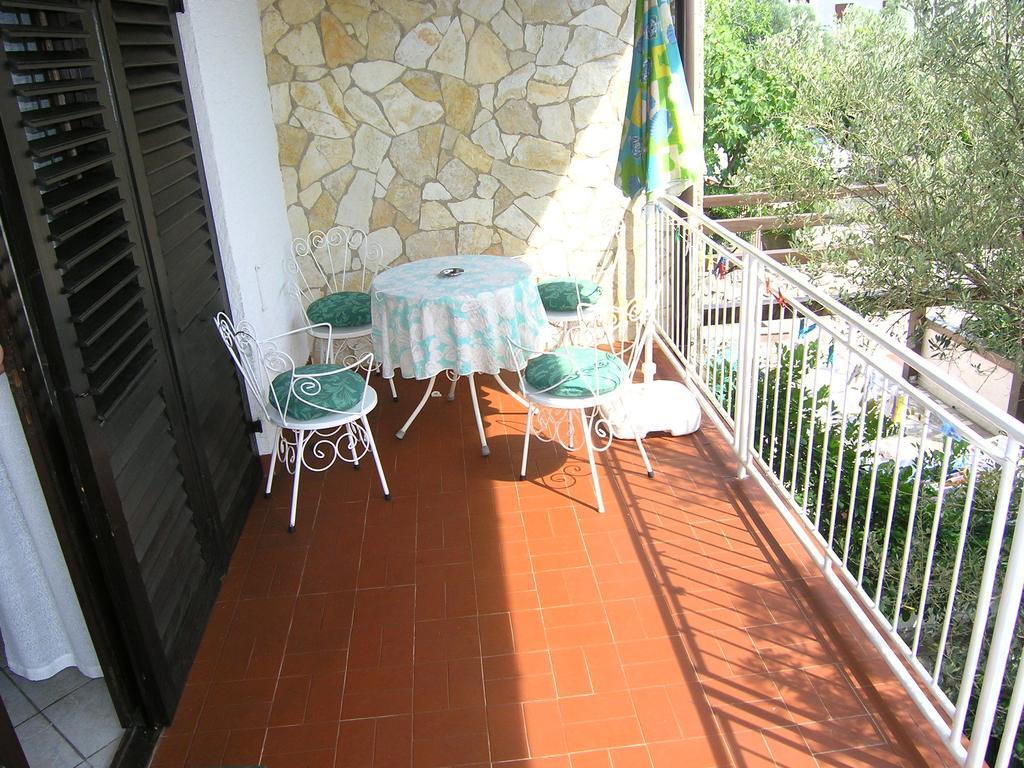 Apartmani Plach Krk Town Exterior photo